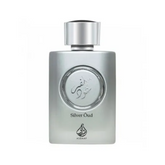 Zilveren metallic parfumfles van Asdaaf Parfum Silver Oud Lattafa met logo