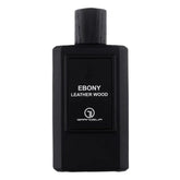 Zwart parfumfles van Eau de Parfum Ebony Leather Wood met grandeur elite flair