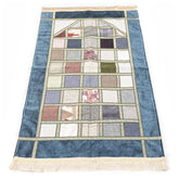 Patchwork gebedskleed met gekleurde vlakken en franjes voor spirituele rituelen