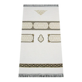 Wit gebedskleed met Kaäba-patroon, gouden en zwarte accenten, intricate patronen en franjes