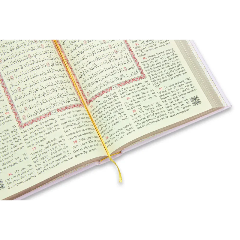 Koran in het Arabisch en Nederlands -roze