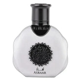 Witte glazen parfumfles met zwarte dop en arabische kalligrafie design van lattafa asraar parfum