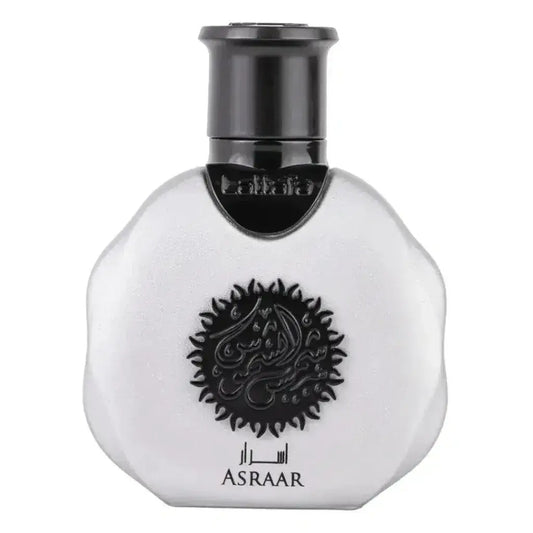 Witte glazen parfumfles met zwarte dop en arabische kalligrafie design van lattafa asraar parfum