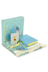 Luxe blauwe cadeauset met een engels/arabische koran en parfum - Islamboekhandel.nl