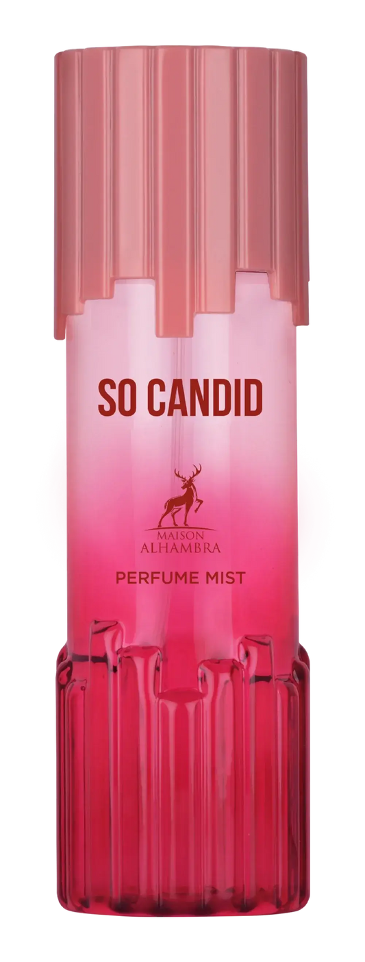 Een levendige roze gradient body mist fles met een geribbelde doorschijnende dop en bodem voor so candid body mist