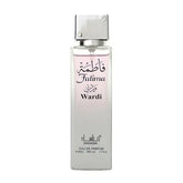Een strak transparant glazen flesje falima wardi eau de parfum van mahasik met zilveren dop en zwarte arabische tekst