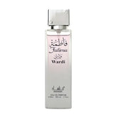 Een strak transparant glazen flesje falima wardi eau de parfum van mahasik met zilveren dop en zwarte arabische tekst