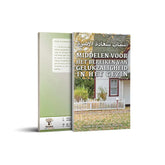 Boek met wit huis en hek op de cover, over geluk en harmonie in het gezin