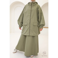Olive groene oversized parka met capuchon en zakken, Neyssa 2-delige set voor regenachtige dagen