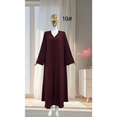 Marokkaanse abaya Marrakech in bordeauxrood met V-hals, klokmouwen en zakken