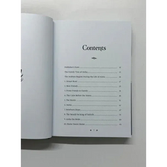 Een minimalistisch wit boek aisha ra moeder van de gelovigen met een elegante inhoudsopgave in zwarte tekst