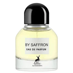 Glazen parfumfles met gele geur en zwart dop, BY SAFFRON Al Hambra Parfum label