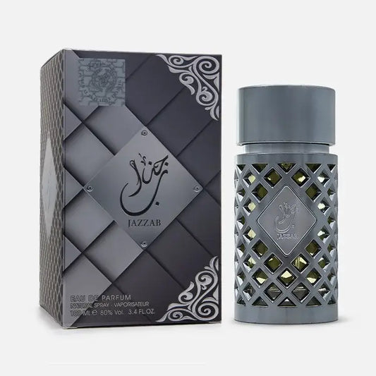 Zilverkleurige metallic parfumfles met diamantvormig rooster en Ard al Zaafaran Jazzab Silver doosje erbij