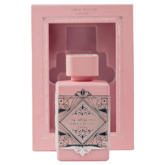 Roze parfumfles en doos van Bade´e al Oud - Noble Blush, elegant en verfijnd