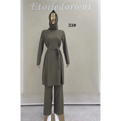 Olivgroene hijab en abaya set met riem van zachte stof, Burkini Lalouni