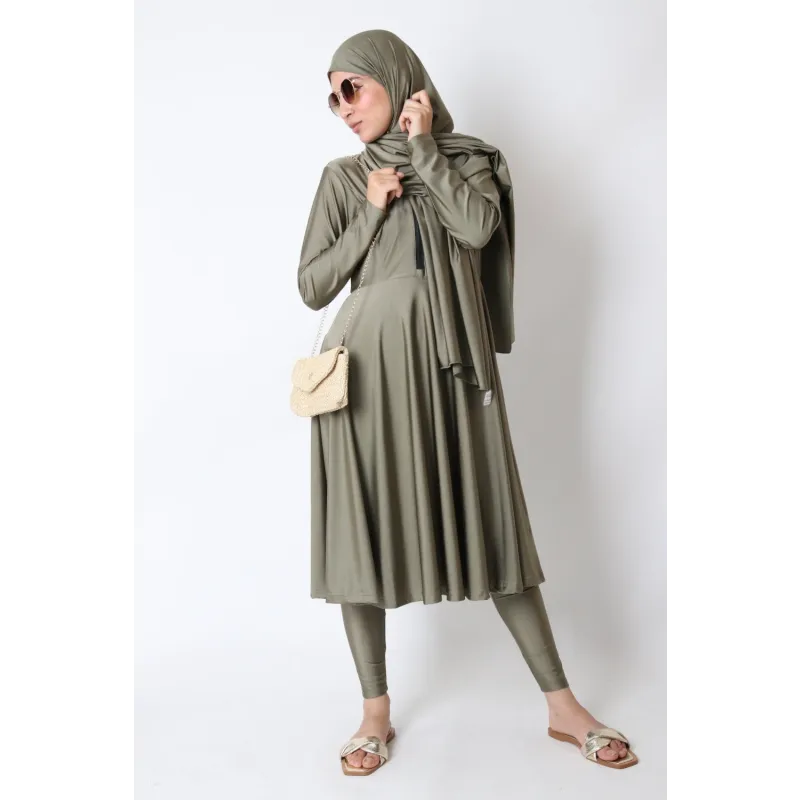 Olijfgroene hijab met plooien en bijpassende broek, beige crossbody tas voor Burkini rits (lang)