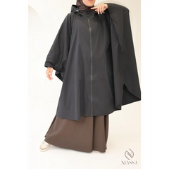 Zwarte dames poncho met capuchon en rits voor regenachtige dagen, Neyssa merk