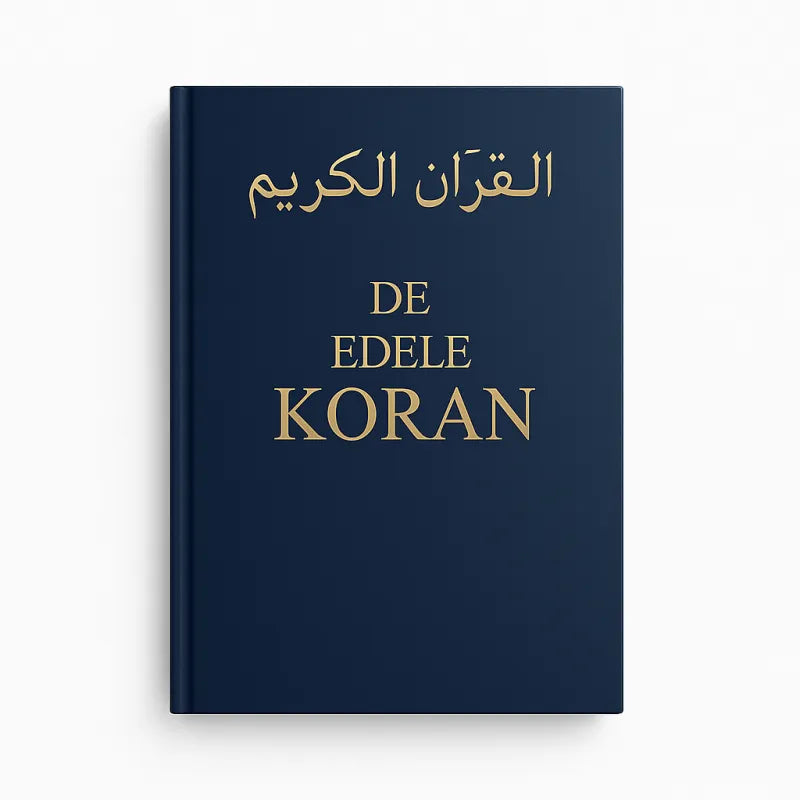 Blauwe boek met gouden letters van De Edele Koran in het Nederlands en Arabisch naast elkaar