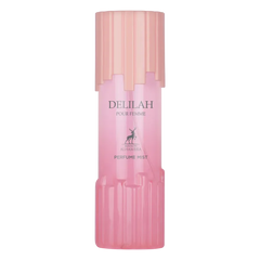 Roze cilindrische delilah body mist fles met matching dop en hertenlogo voor dames