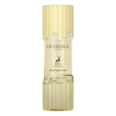 Een slanke, doorschijnende glazen fles met geribbelde textuur en lichtgele dop, labeled desirable addiction body mist