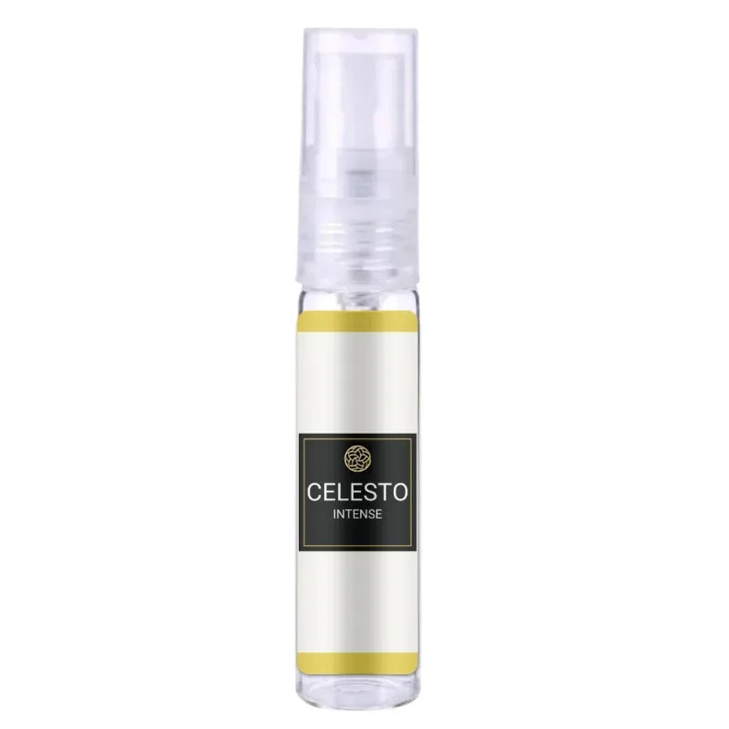 Sprayfles met parfum Celesto Intense met gele vloeistof en zwart label