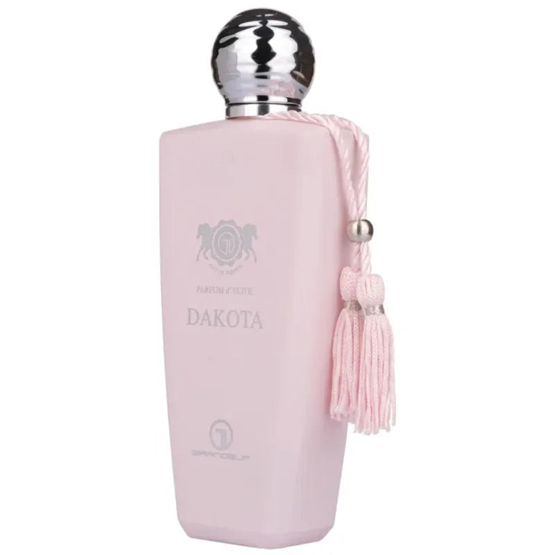 Roze parfumfles met kwastje van Eau de Parfum Dakota, grandeur elite uitstraling