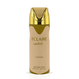 Een strakke 200 ml eclaire deodorant verstuiver van lattafa met een metalen gouden dop en beige body met gouden letters