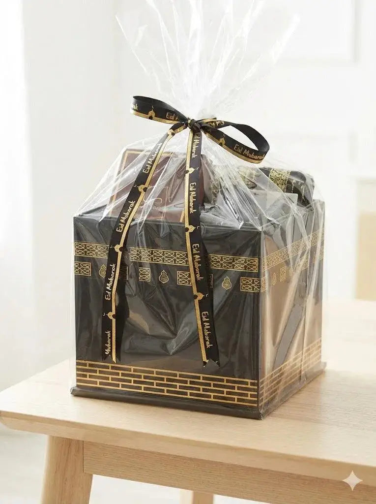 Exclusieve giftset cadeaupakket kaaba met zwarte geschenkdoos en gouden islamitische patronen eid mubarak tekst