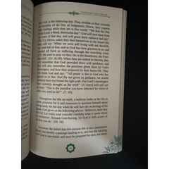 Open boek met zwart tekst, groene bloemendecoratie en ornament rand boven de titel Faith for a Better Life
