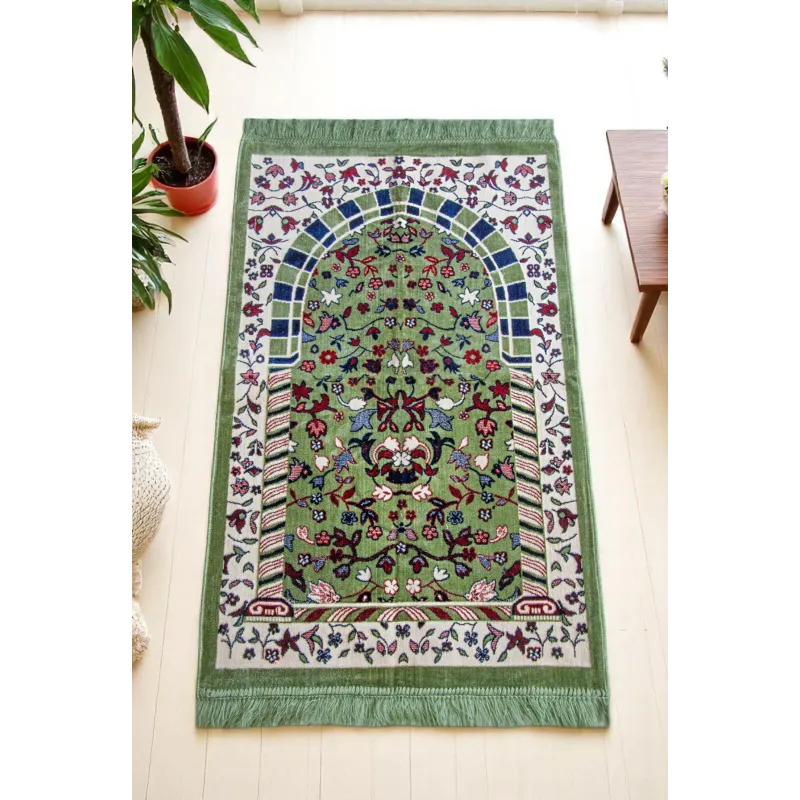 Groene gebedskleed Rawda geïnspireerd door Masjid an-Nabawi met bloem- en geometrische patronen