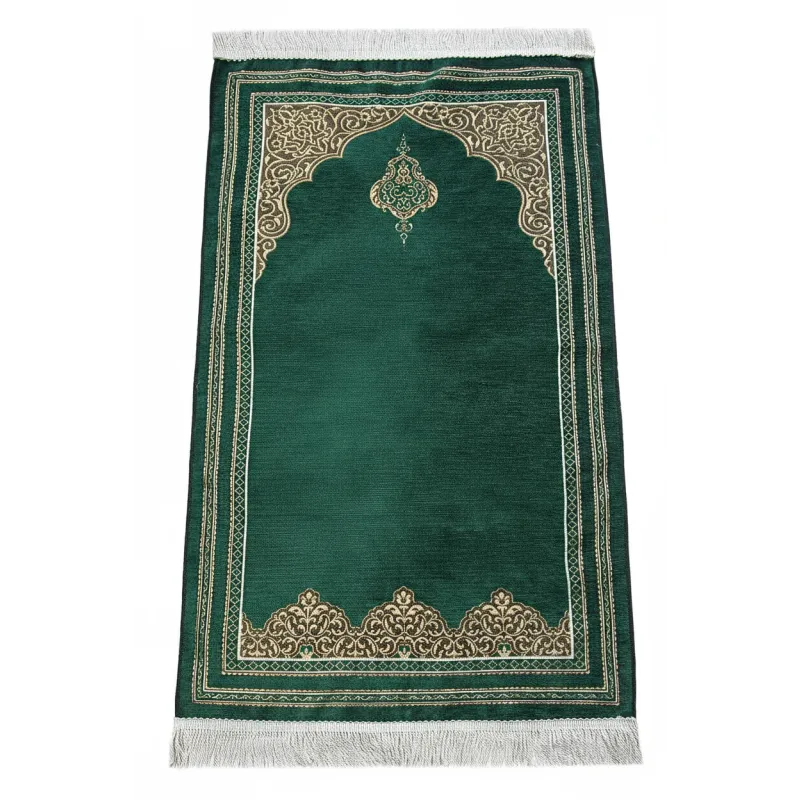 Groen chenille gebedskleed met gouden accenten en kwastjes