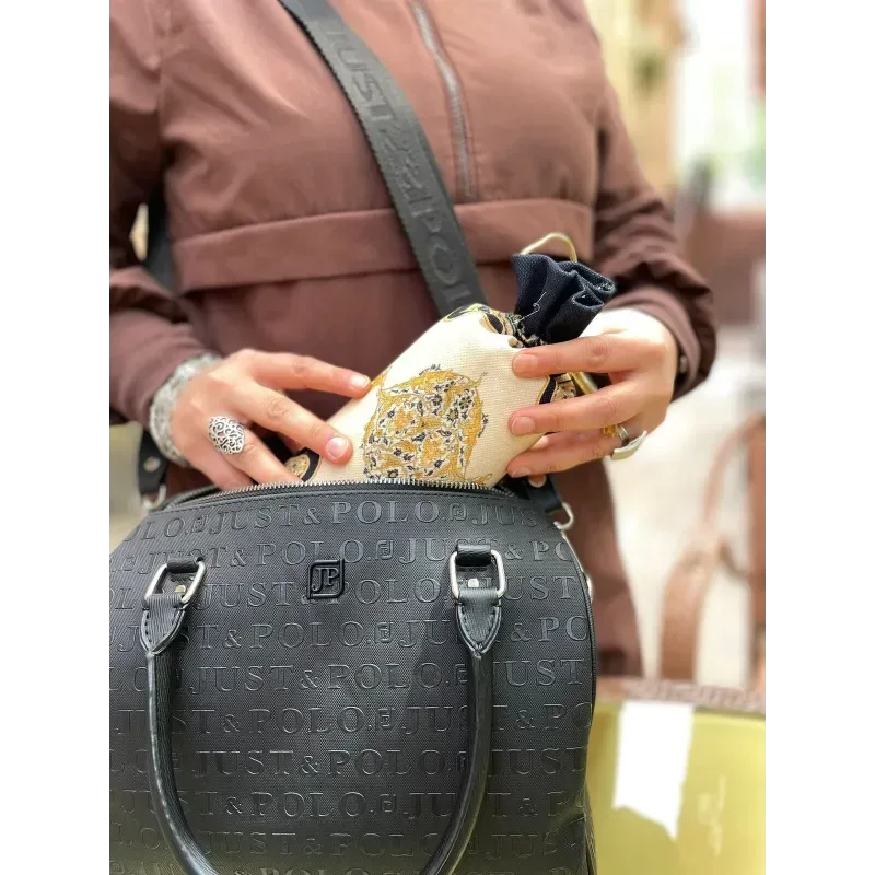 Gebedskleed van zijdetextuur met draagtas -design #2 - Islamboekhandel.nl