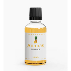 Fles geurolie ananas met frisse ananasgeur voor ontspanning en aromatherapie