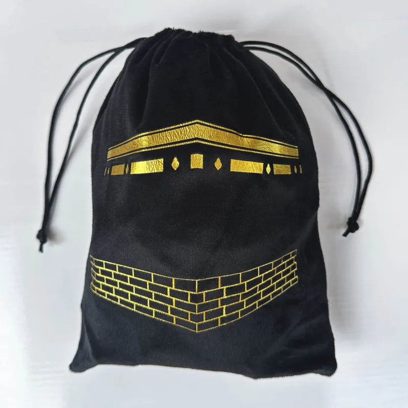 Zwarte drawstring tas met gouden Kaaba ontwerp voor Hajj cadeautas