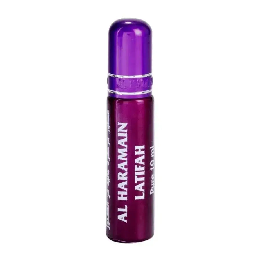 Een slanke metallic paarse roll-on parfumfles met een zilveren band en al haramain latifah label in wit