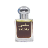 Een sleek transparante glazen fles met een zilveren dop en gouden letters met salma in arabisch en engels van al haramain parfumolie salma