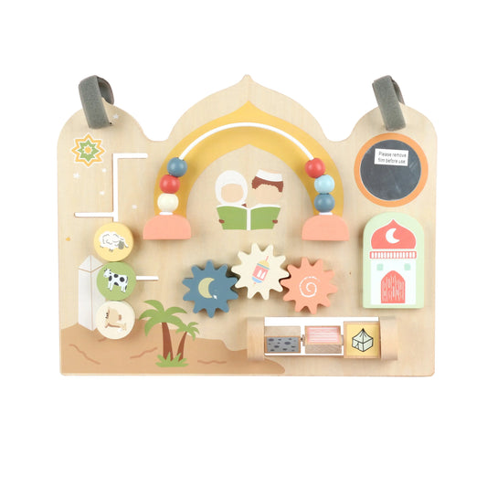 Beige houten speelbord met kleurrijke tandwielen, kralen en moskee illustraties voor islamitische ontdekkingsreis
