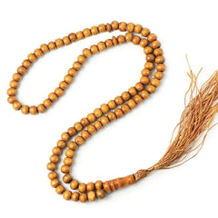 Houten tasbih met kralen en franjes voor spiritueel gebed en meditatie