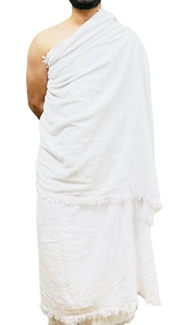 Wit, 100% katoenen ihram in xl maat met franjes over schouder en torso gedrapeerd