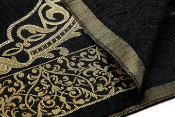 Luxe Kaaba cadeauset met zwarte gebedskleed, tasbih, koran, parfum, mutsje en siwak - Islamboekhandel.nl
