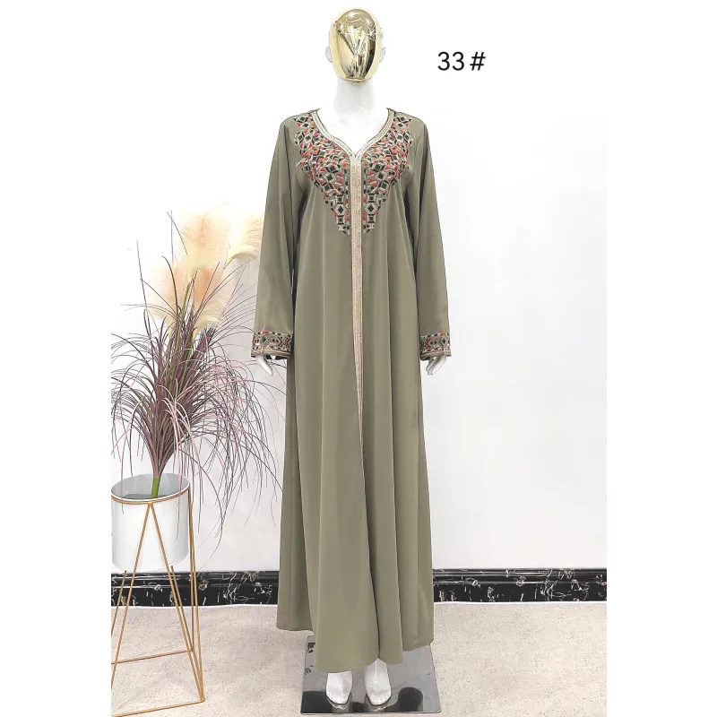 Olivegroene abaya met Kaftan Aliyah (Ummi), borduurwerk en kant