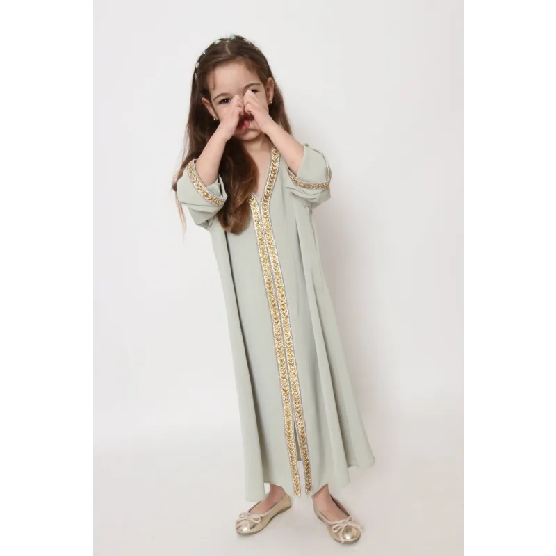 Mooi luxe kaftan Faouzia Binti in mintgroen met gouden accenten