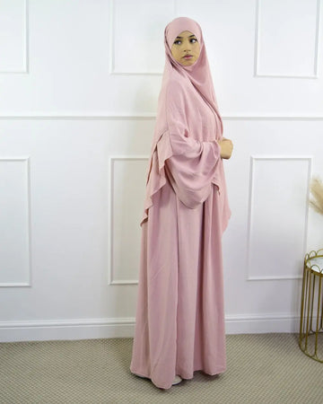 Khimar en Abayaset Nora - Islamboekhandel.nl