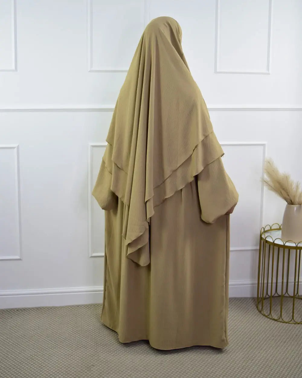 Khimar en Abayaset Nora - Islamboekhandel.nl