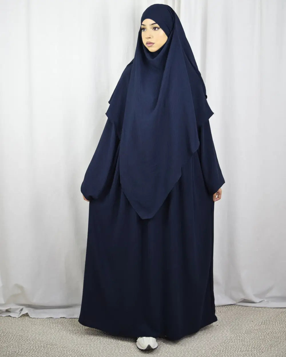 Khimar en Abayaset Nora - Islamboekhandel.nl