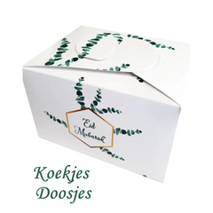 Mooie voedselveilige doos Eid eucalyptus met groene blad en goudaccenten