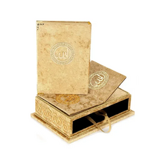 Koranbox met Luxe Fluweel Beklede Koran -Goud - Islamboekhandel.nl