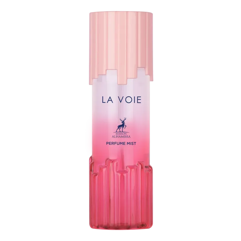 Een elegant roze gradient bodymistflesje met geribbelde glazen ontwerp en bijpassende dop van maison alhambra