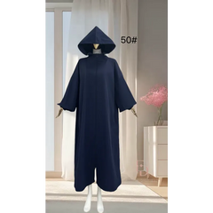 Navy blauwe lange damesjas met oversized pasvorm en eenvoudige regenachtige dagen stijl