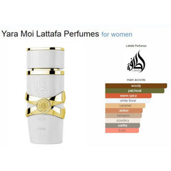 Witte parfumfles met gouden accenten van Lattafa Parfum Yara Moi